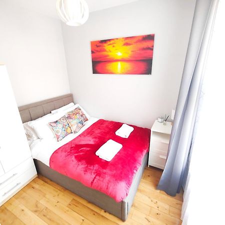 Modern Central Brighton Patio Flat - Free Parking! Extérieur photo