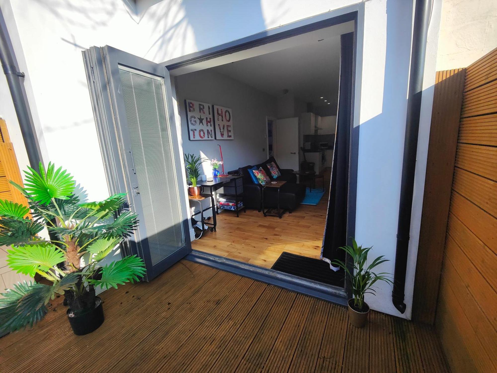 Modern Central Brighton Patio Flat - Free Parking! Extérieur photo