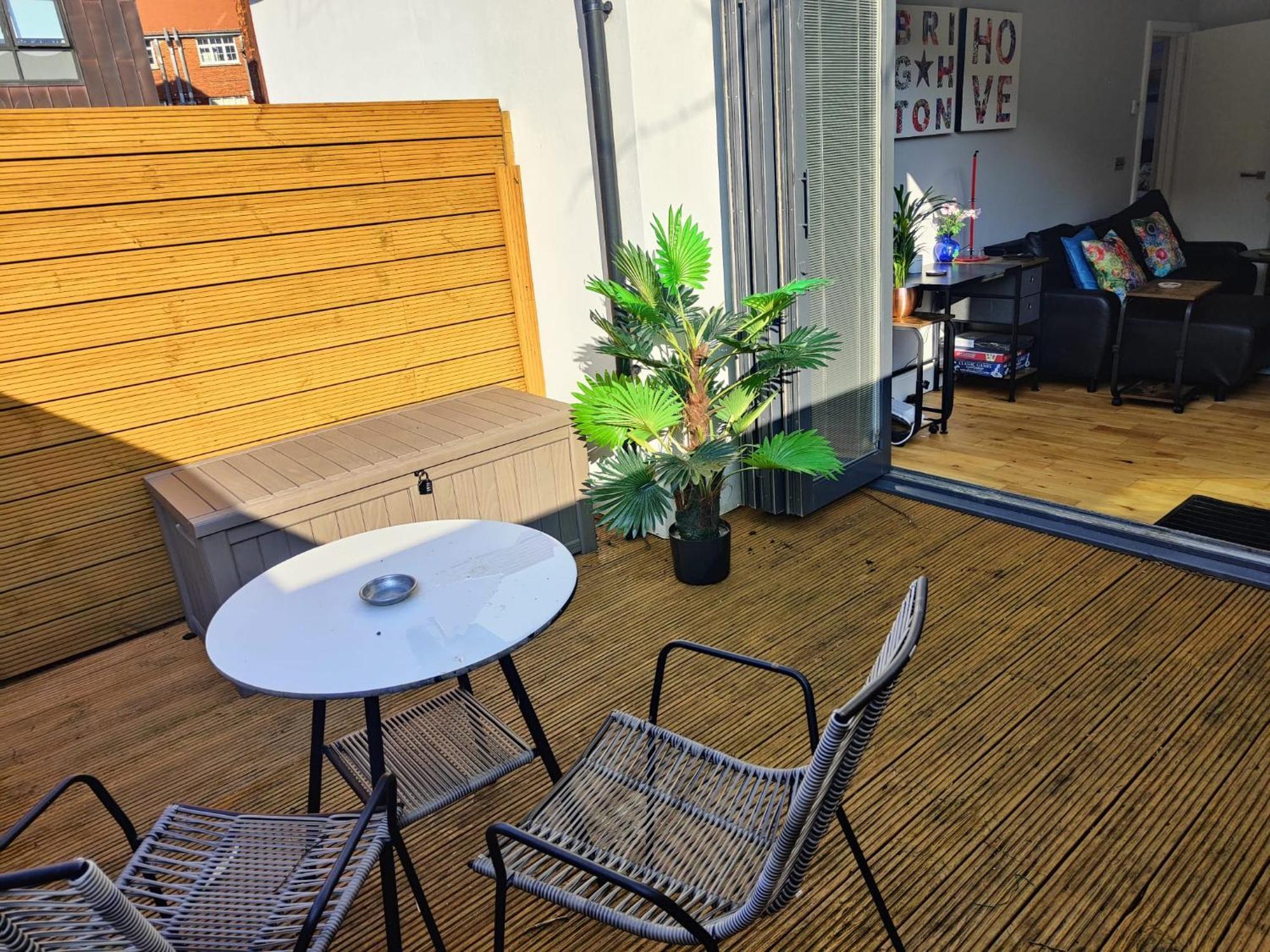 Modern Central Brighton Patio Flat - Free Parking! Extérieur photo